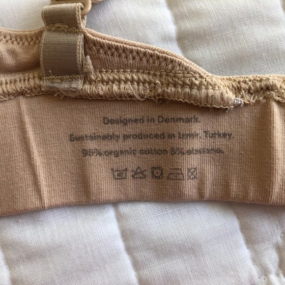 Organic Basics Triangle Bra in Oak | Organic Cotton Wire Free Bralette | Size XS - Picture 5 of 5